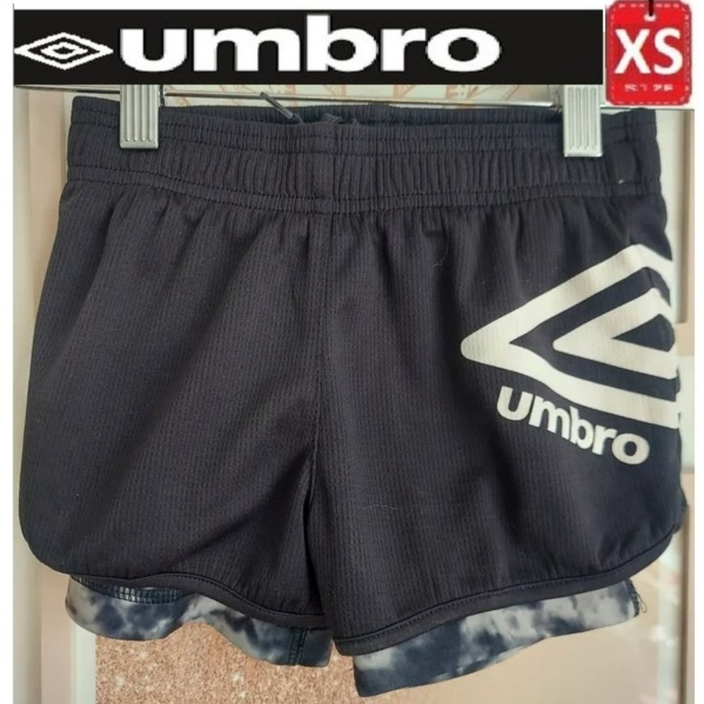 🎁 10/$25-  Umbro lined athletic shorts, size xs